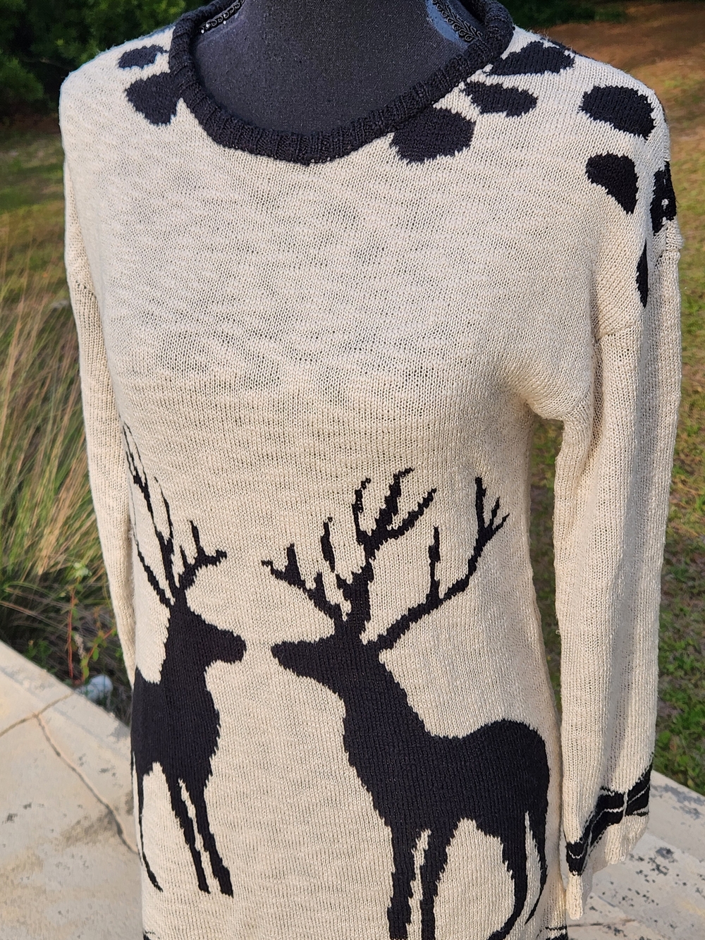Minimal Reindeer Tunic Sweater Beige Black Christmas Winter Deer extra small 34 - Picture 3 of 8